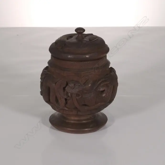 ORIENTAL CARVED WOODEN LIDDED BOX DRAGONS Image 1++