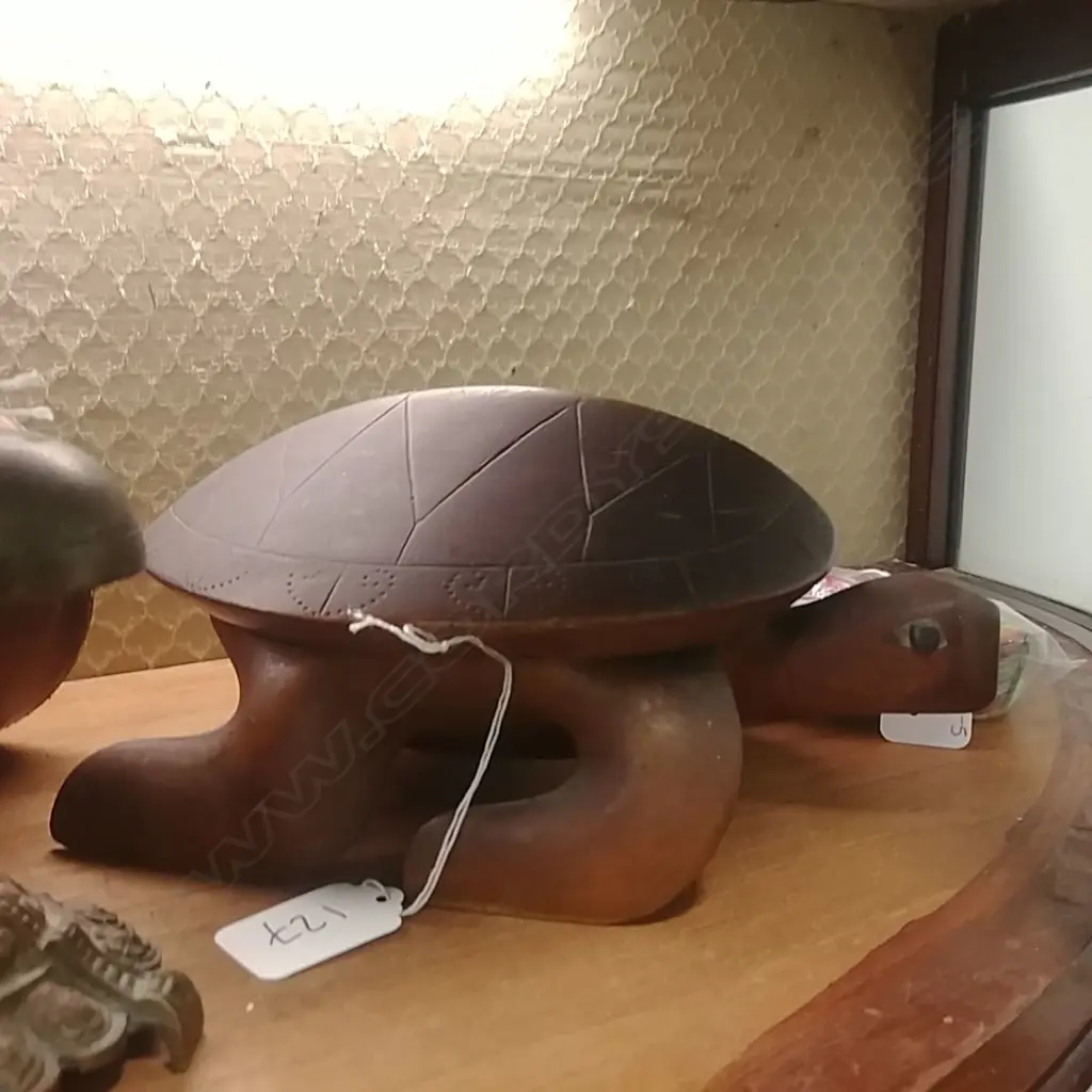 FOLK ART TURTLE JEWELLERY BOX Image 1++