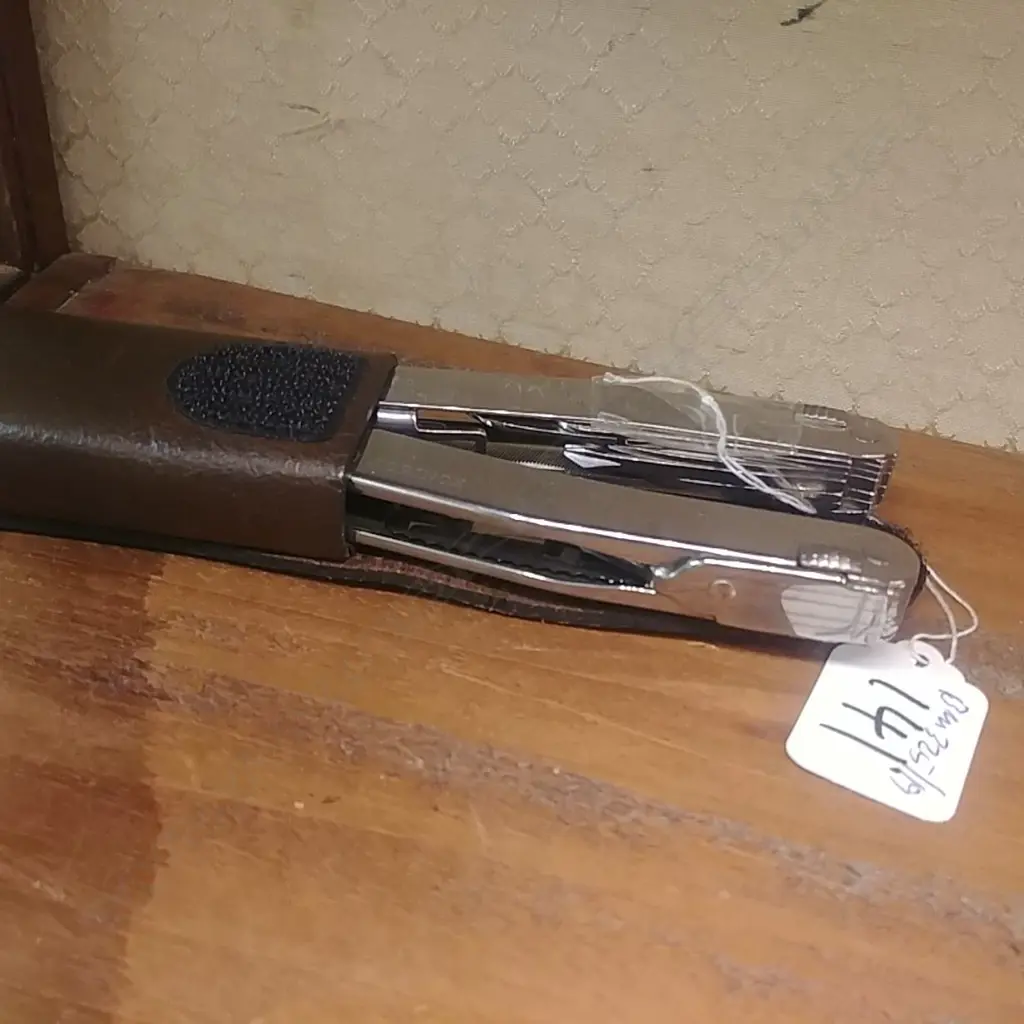 VICTORINOX TOOL MATE Image 1++