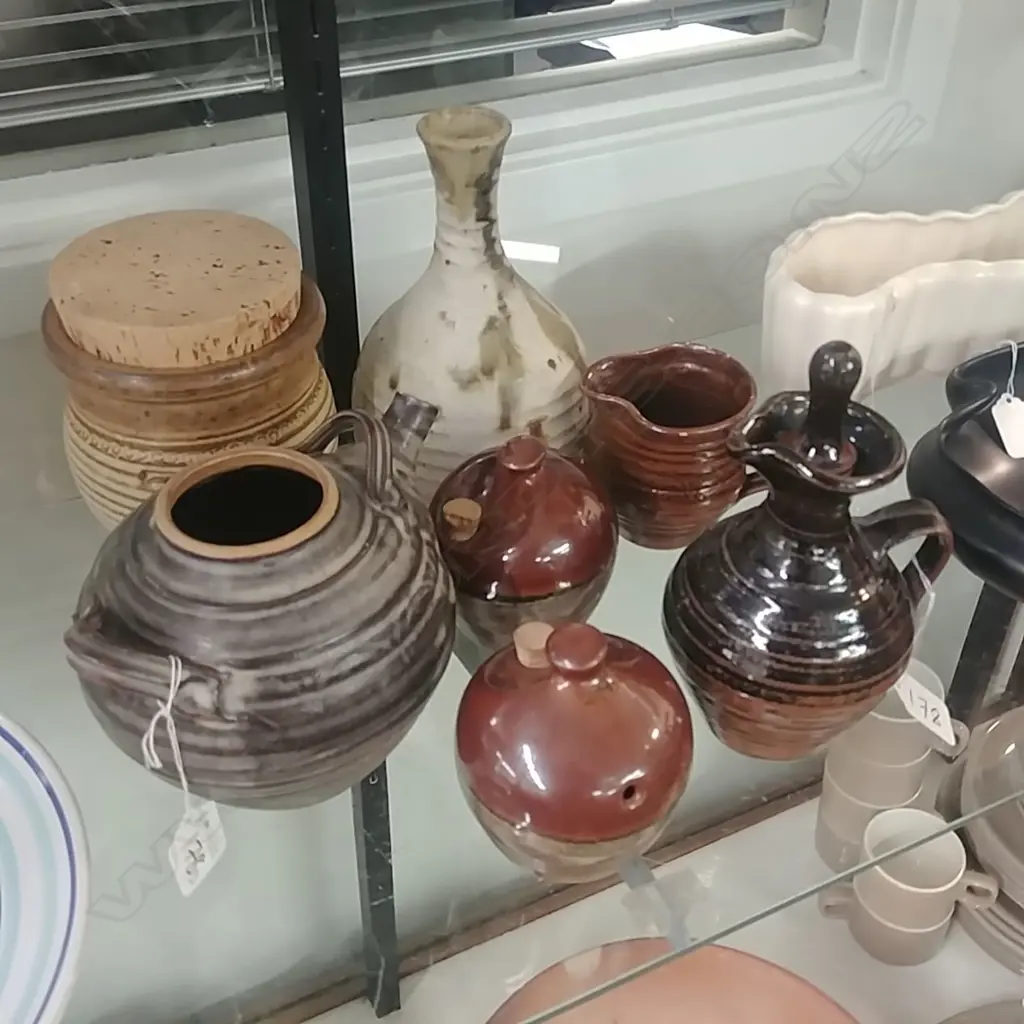 ASST STUDIO POTTERY VASES Image 1++