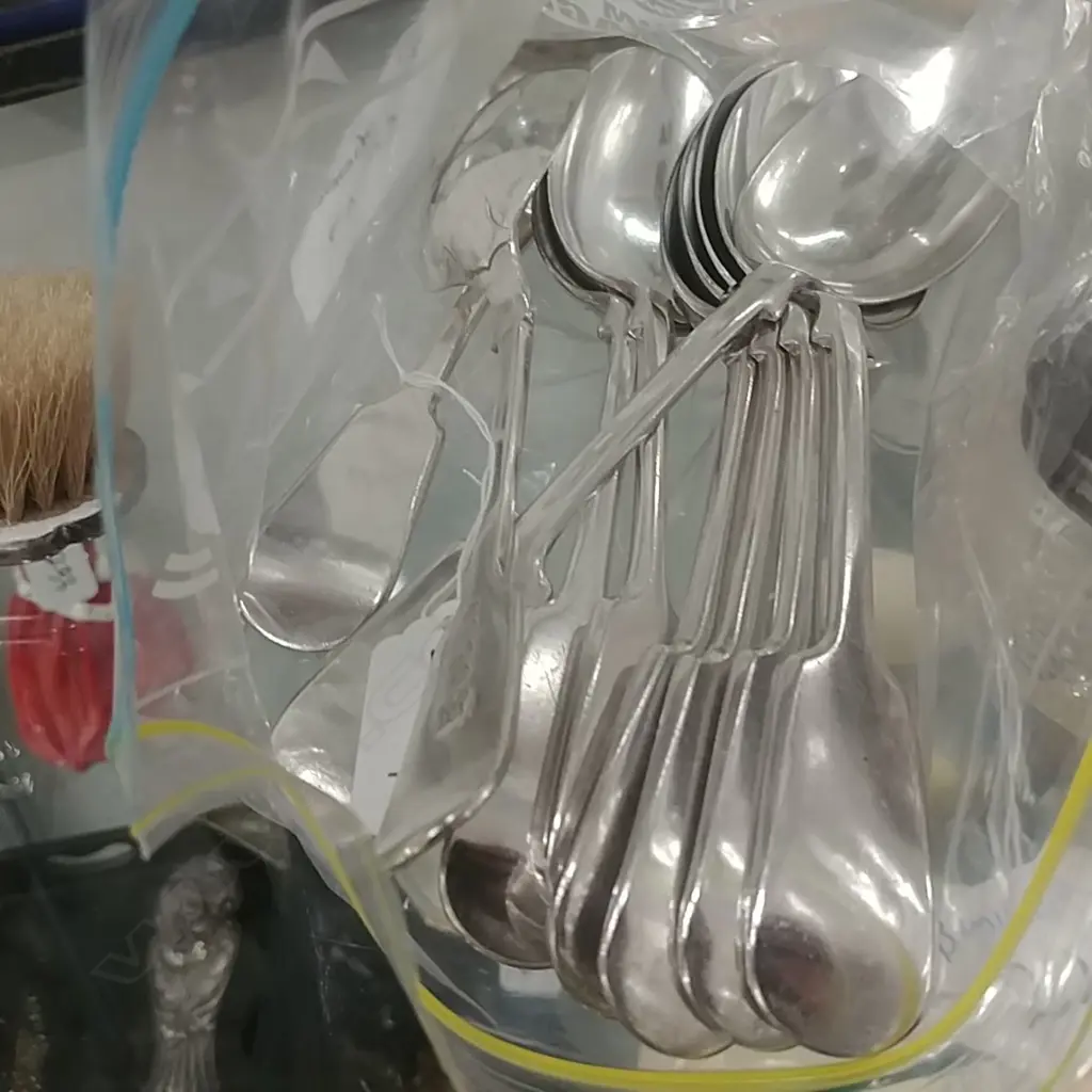 8 EP FIDDLE PATTERN TABLE SPOONS + LADLE Image 1++