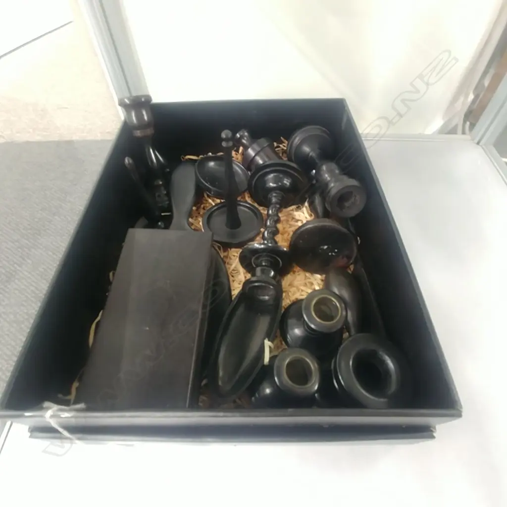 EBONIZED DRESS SET Image 1++