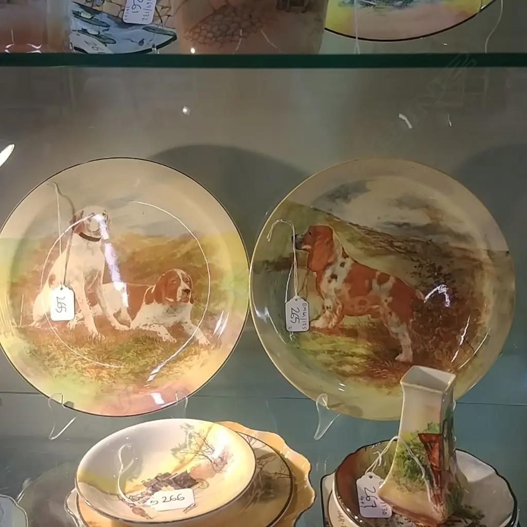 2 ROYAL DOULTON DOG PLATES Image 1++