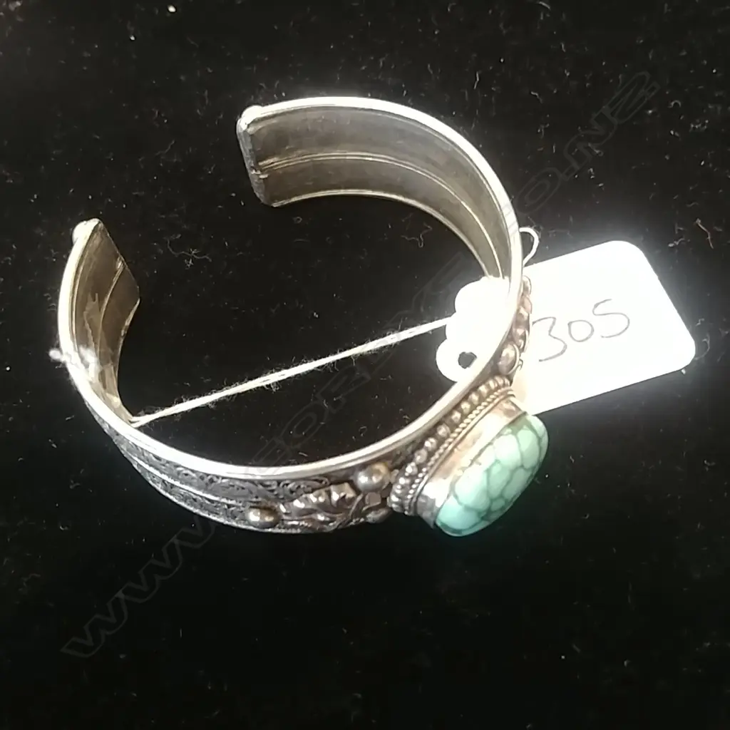 SILVER TURQUOISE TYPE STONE SLAVE BANGLE  Image 1++