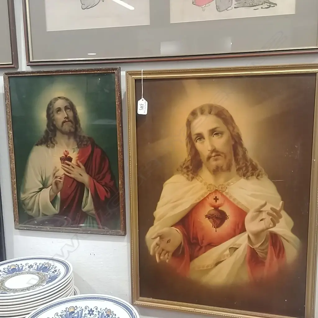 TWO JESUS PRINTS Image 1++