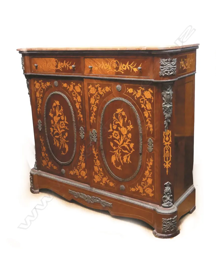 An Italian marble top sideboard Image 1++