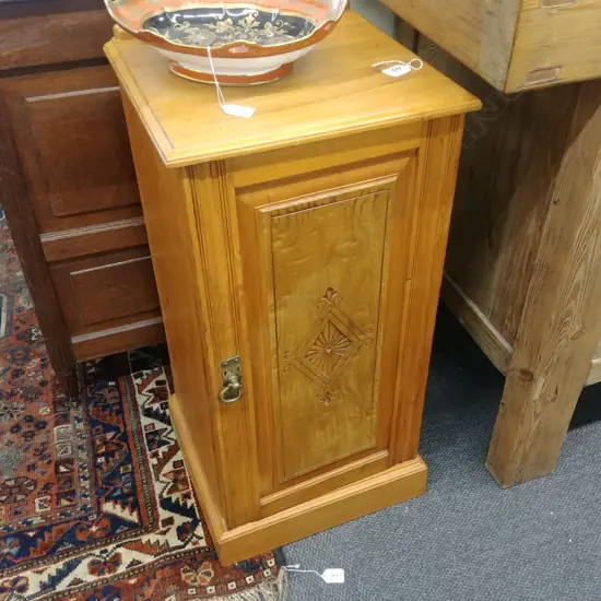 COLONIAL RIMU BEDSIDE CABINET