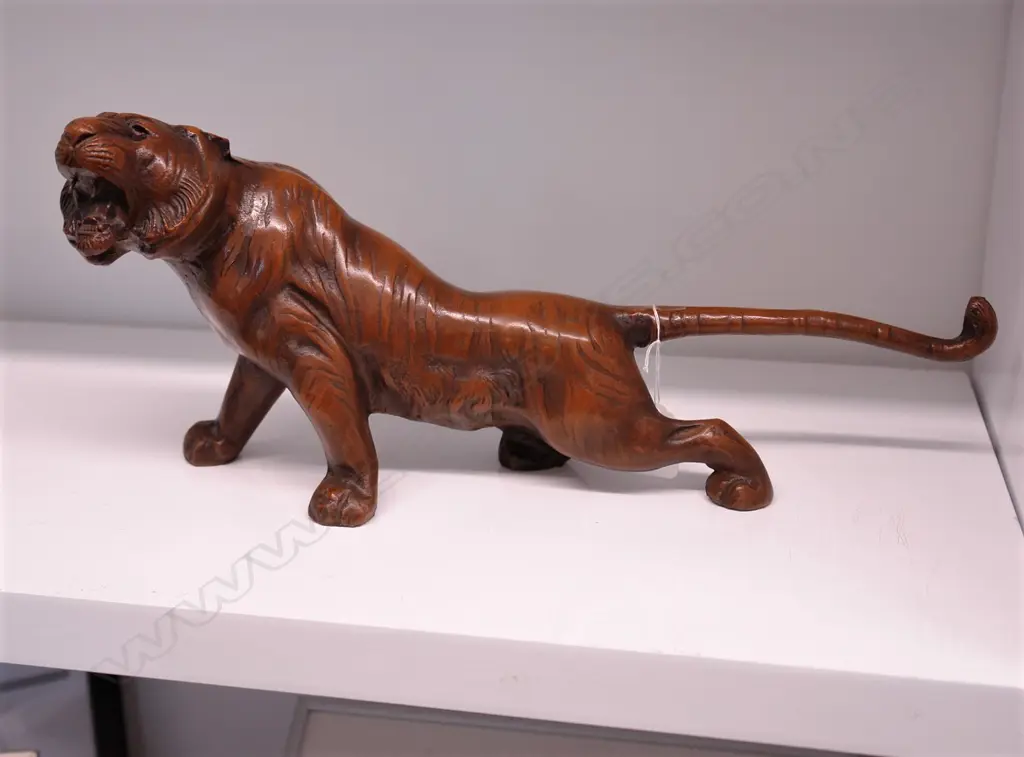 OLD JAPANESE BRONZED SNARLING TIGER Image 1++