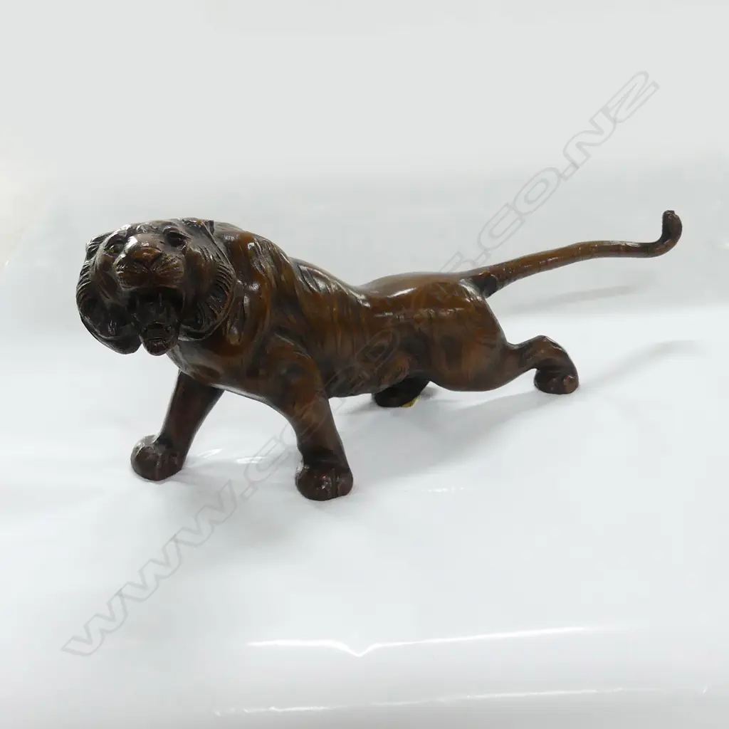 OLD JAPANESE BRONZED SNARLING TIGER Image 1++