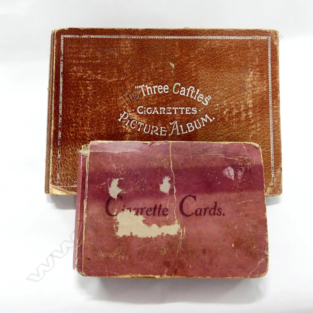 2 VINTAGE CIGARETTE CARD ALBUMS + CARDS Image 1++