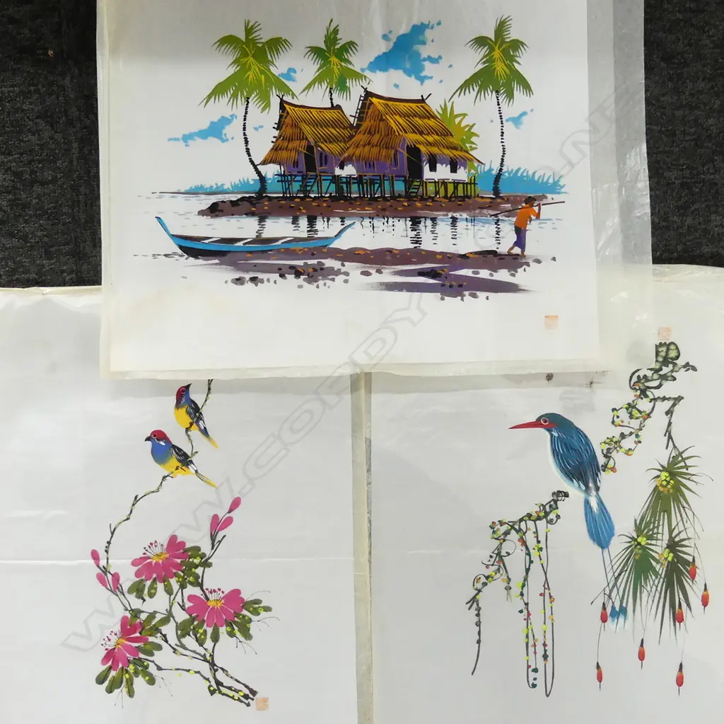 3 CHINESE PAINTINGS ON SILK + SILK EMBROIDERED VASE FRAMED Image 1++