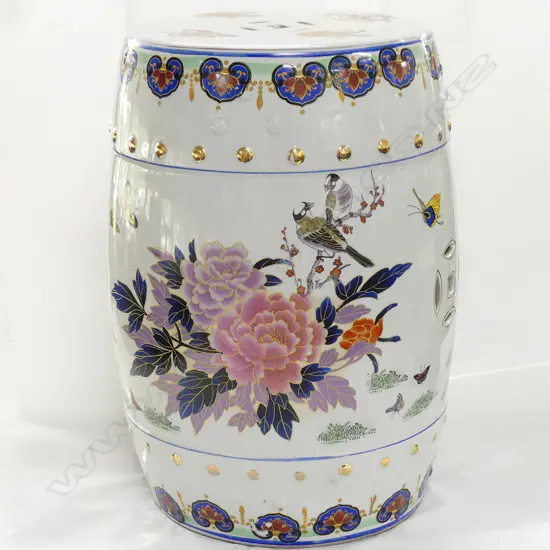 ORIENTAL CERAMIC BARREL SEAT FLOWERS BUTTERFLIES....