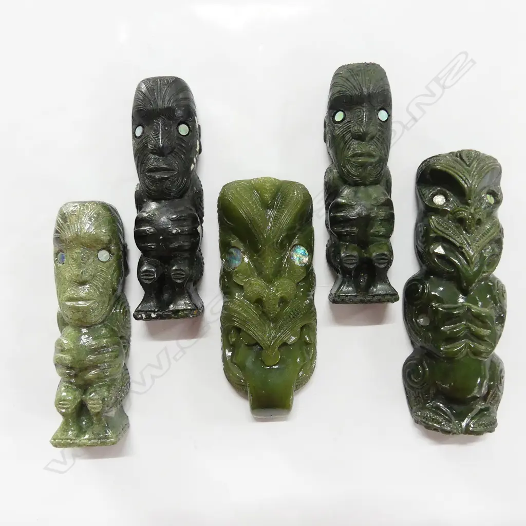 5 MAORI STYLIZED SML GREEN FIGURES Image 1++