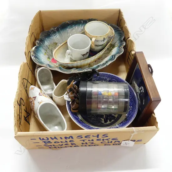 BOX OF CHINA CLOGS GRIMWADES PCES ETC