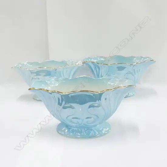 3 MALING LUSTRE BLUE TROUGH VASES