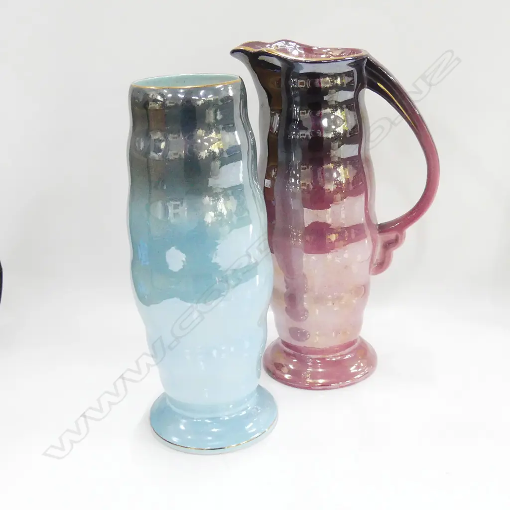 2 MALING LUSTRE PCES: VASE & JUG Image 1++