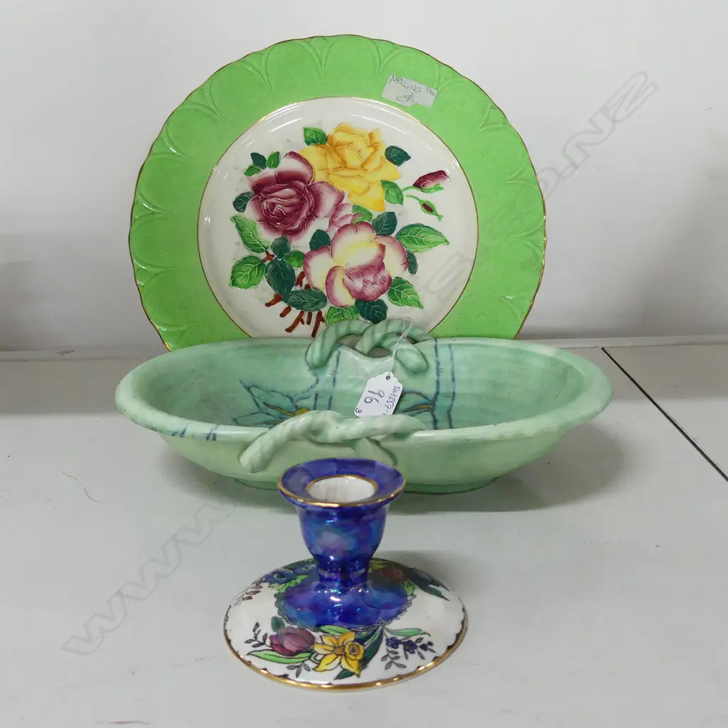 2 PCES MALING + 1 BESWICK: PLATE, CANDLESTICK, DISH Image 1++