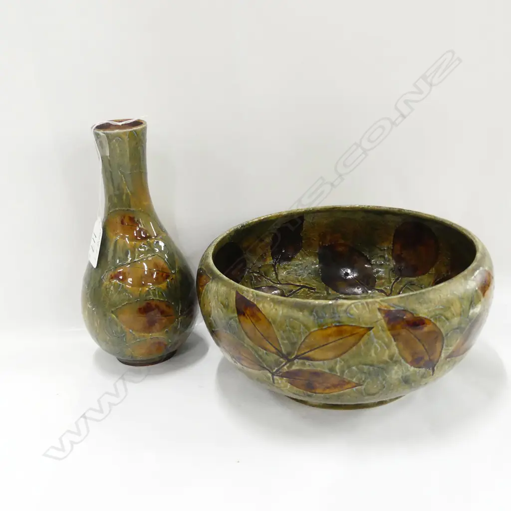 2 DOULTON STONEWARE LEAVES PCES; VASE & BOWL Image 1++