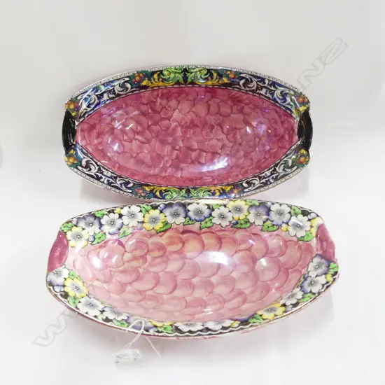 2 MALING OBLONG DISHES PINK SCALE GROUND