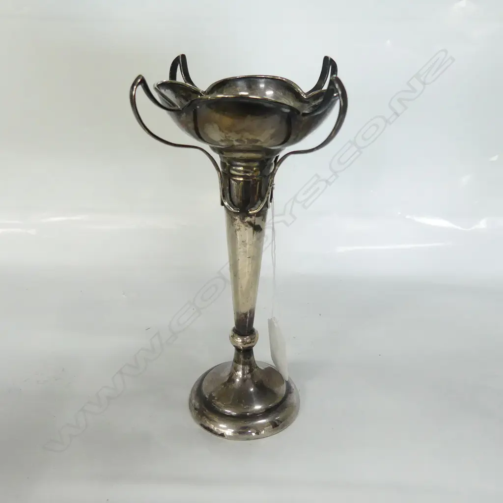 EDW SILVER ART NOUVEAU BUD VASE Image 1++