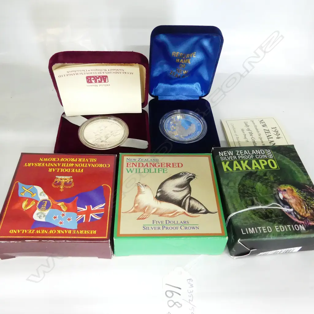 FIVE BOXED 5$ SILVER COINS Image 1++