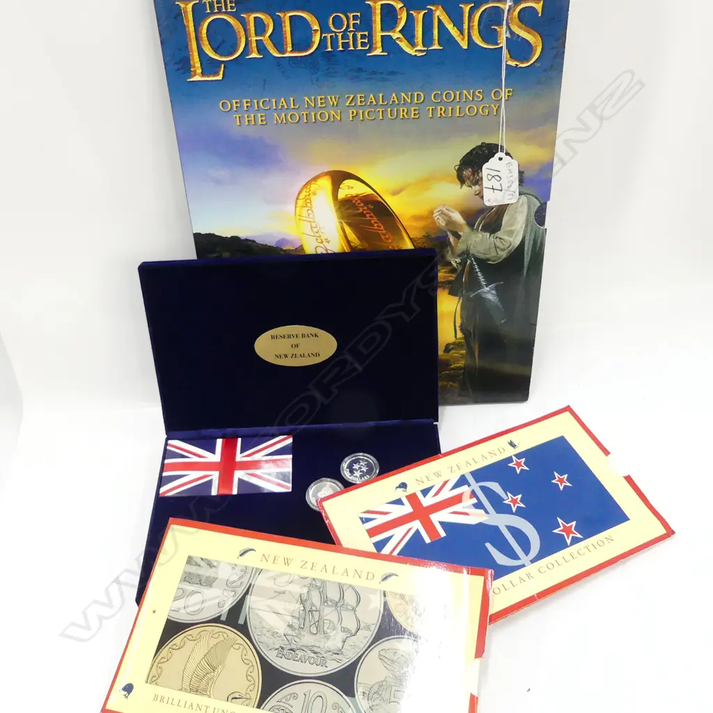 LOTR COIN SET + PROOF SET+ 2 COIN SETS Image 1++