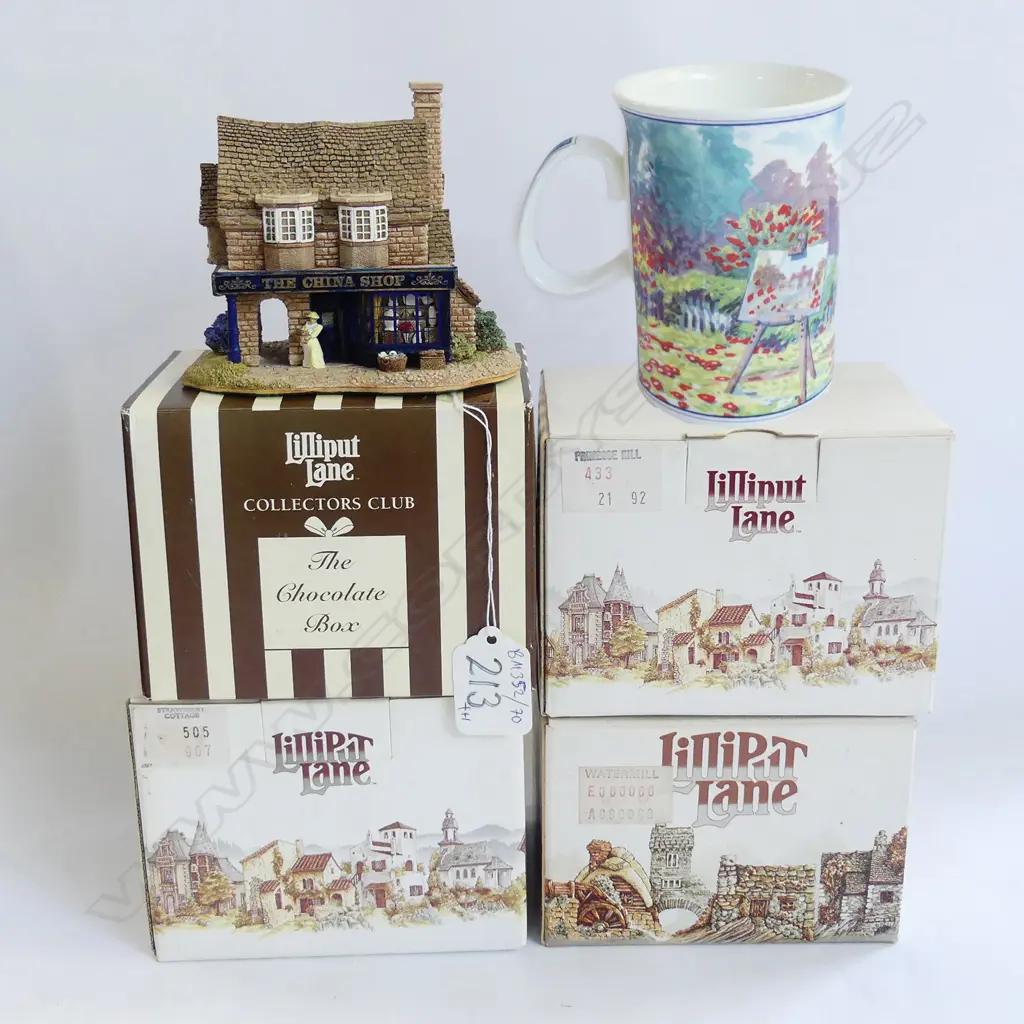4 BOXED LILLIPUT LANE HOUSES + MUG Image 1++