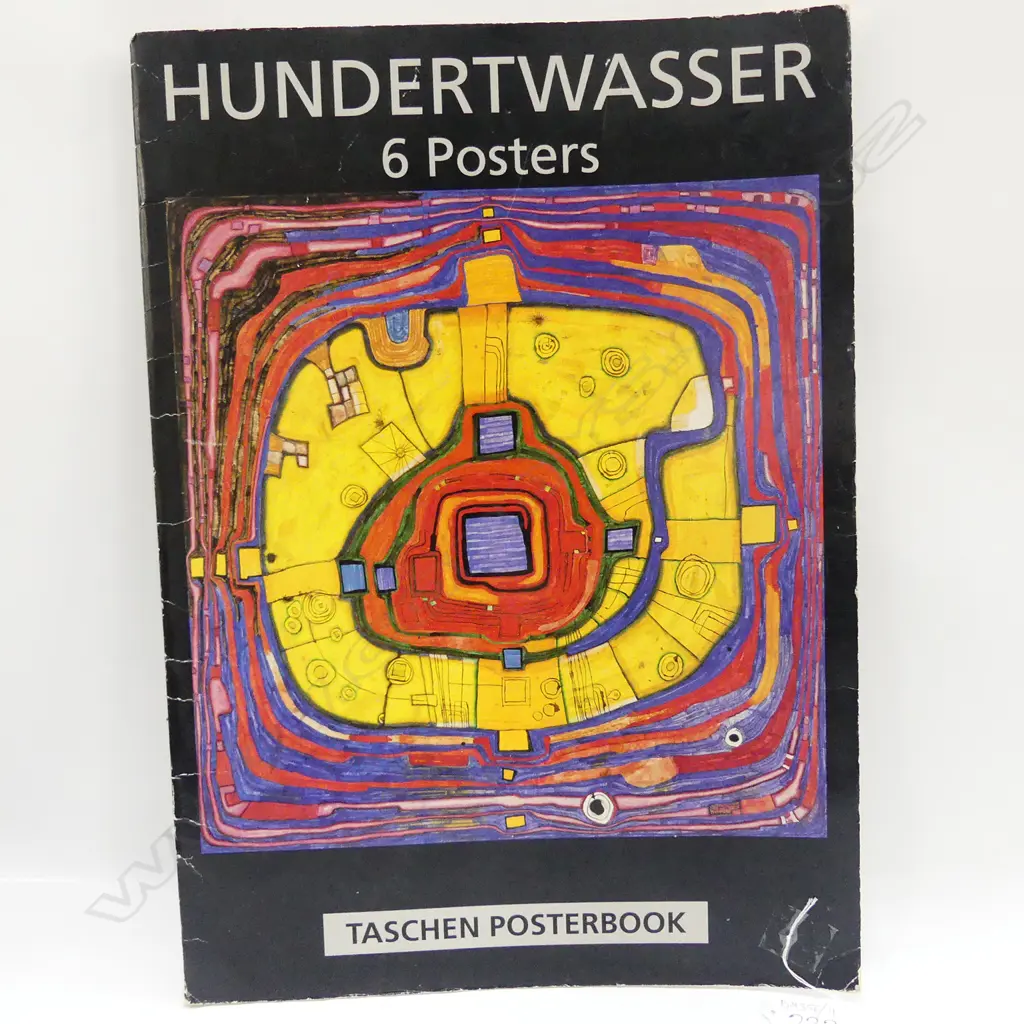 HUNDERTWASSER POSTER BOOK Image 1++