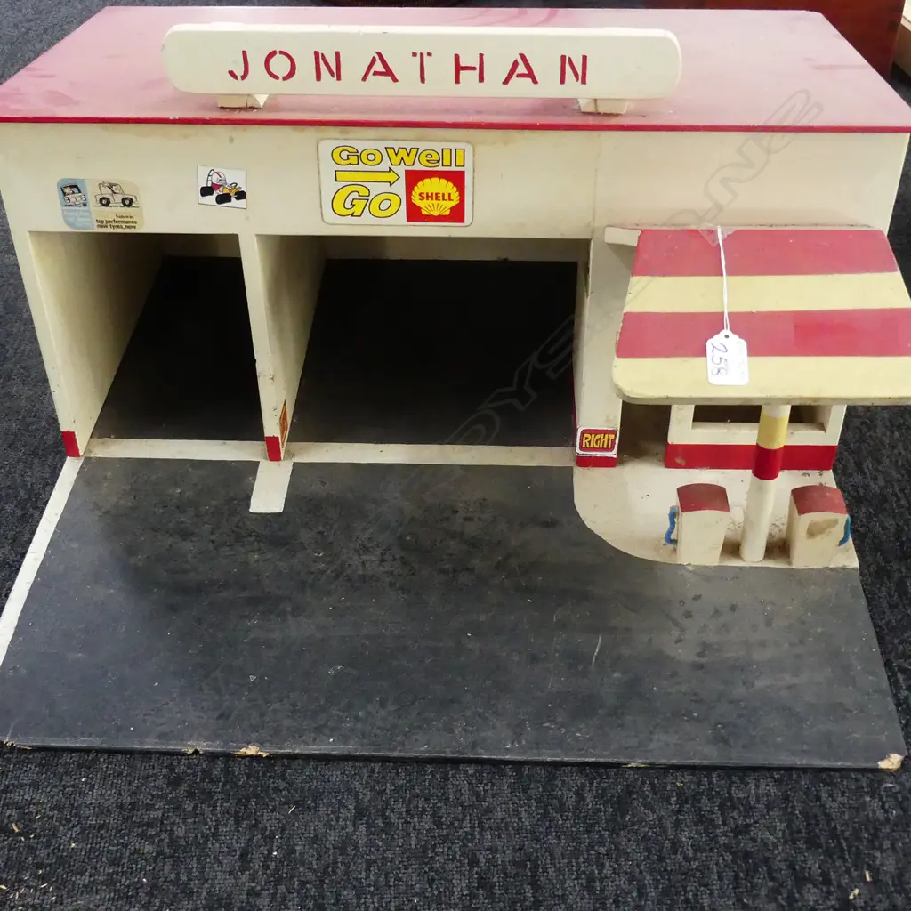 VINTAGE MODEL  MECHANICS  TOY WORKSHOP Image 1++