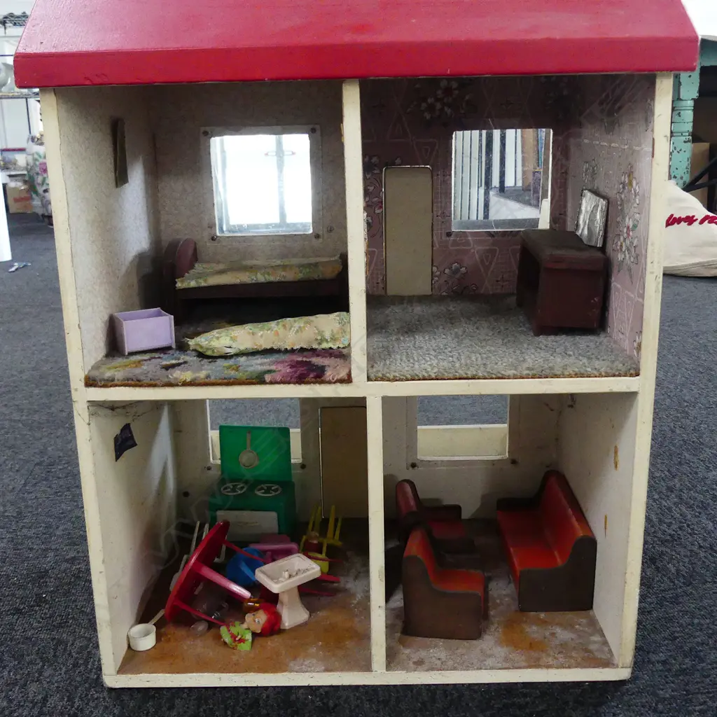 VINTAGE 2 STORY DOLLS HOUSE & CONTENTS Image 1++