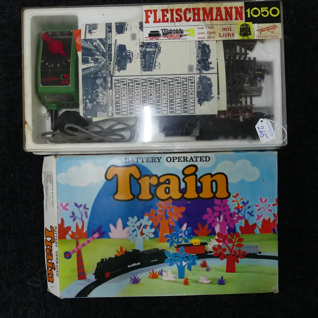 GERMAN FLEISHCHMANN TRAIN SET + RETRO TRAIN SET Image 1++
