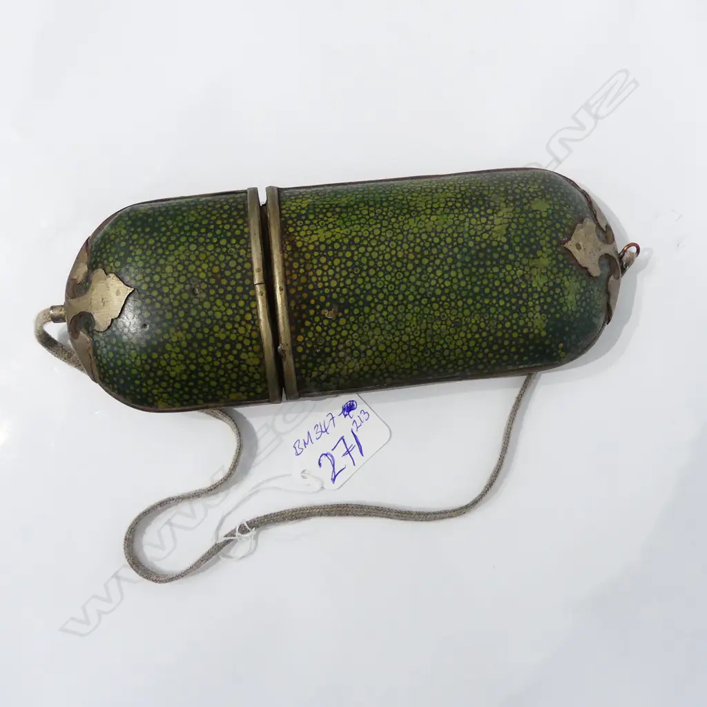 CHINESE GREEN SHAGREEN SPECTACLE CASE Image 1++