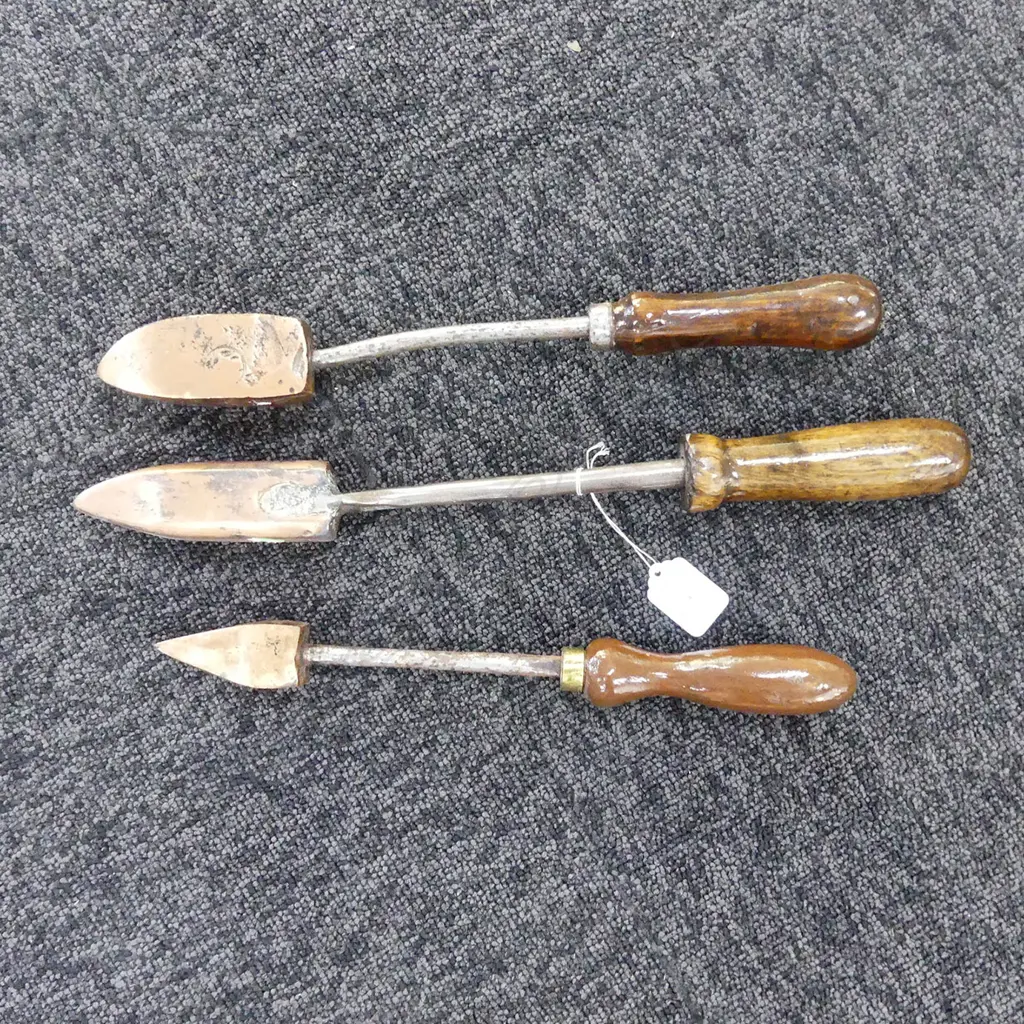 3 OLD SOLDERING IRONS BRONZE HEADS Image 1++