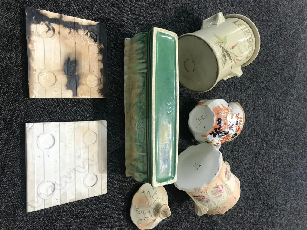 SIX CHINA PCES: IMARI JUG, BESWICK VASE ETC Image 1++