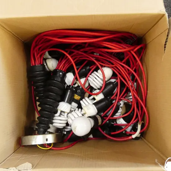 BOX OF LIGHT FITTINGS 