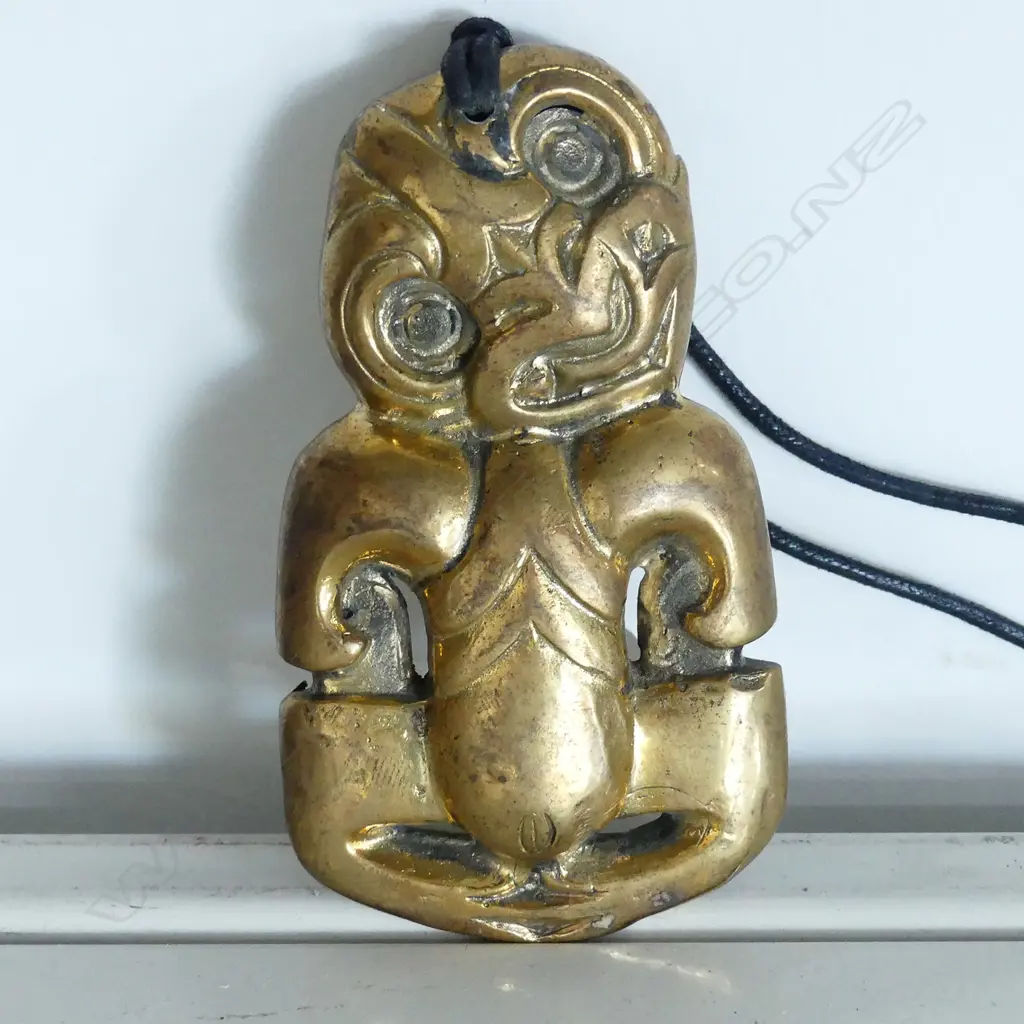BRONZE HEI TIKI PENDANT + CORD Image 1++