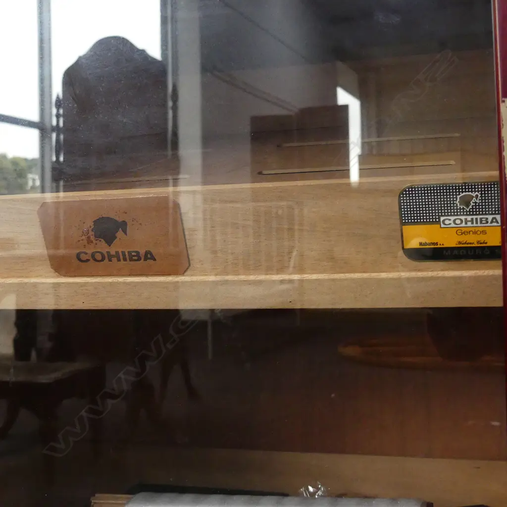GLAZED COHIBA CIGAR HUMIDOR LARGE CABINET Image 1++