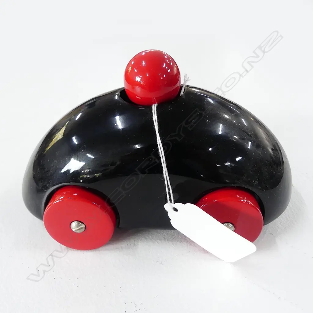 PLAYSAM SCANDINAVIAN DESIGN TOY CAR (IN ORIG BOX) Image 1++