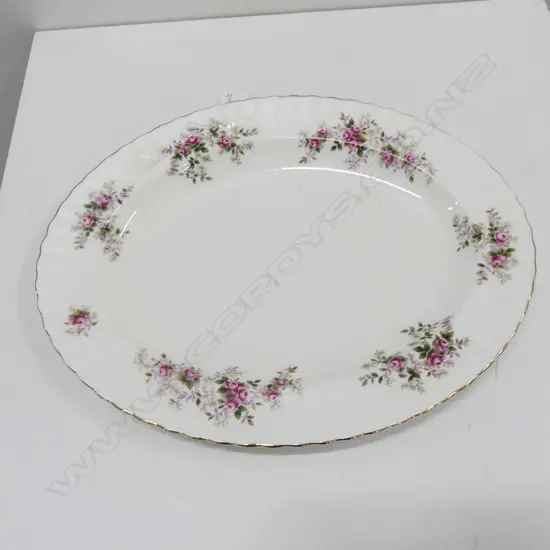 R/ALBERT LAVENDER ROSE MEAT PLATTER, L. 350MM