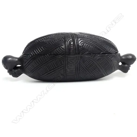 MODERN CARVED MODERN WAKA HUIA, L.340MM