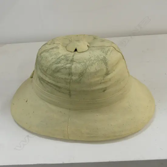 VINTAGE PITH HELMET, WORN