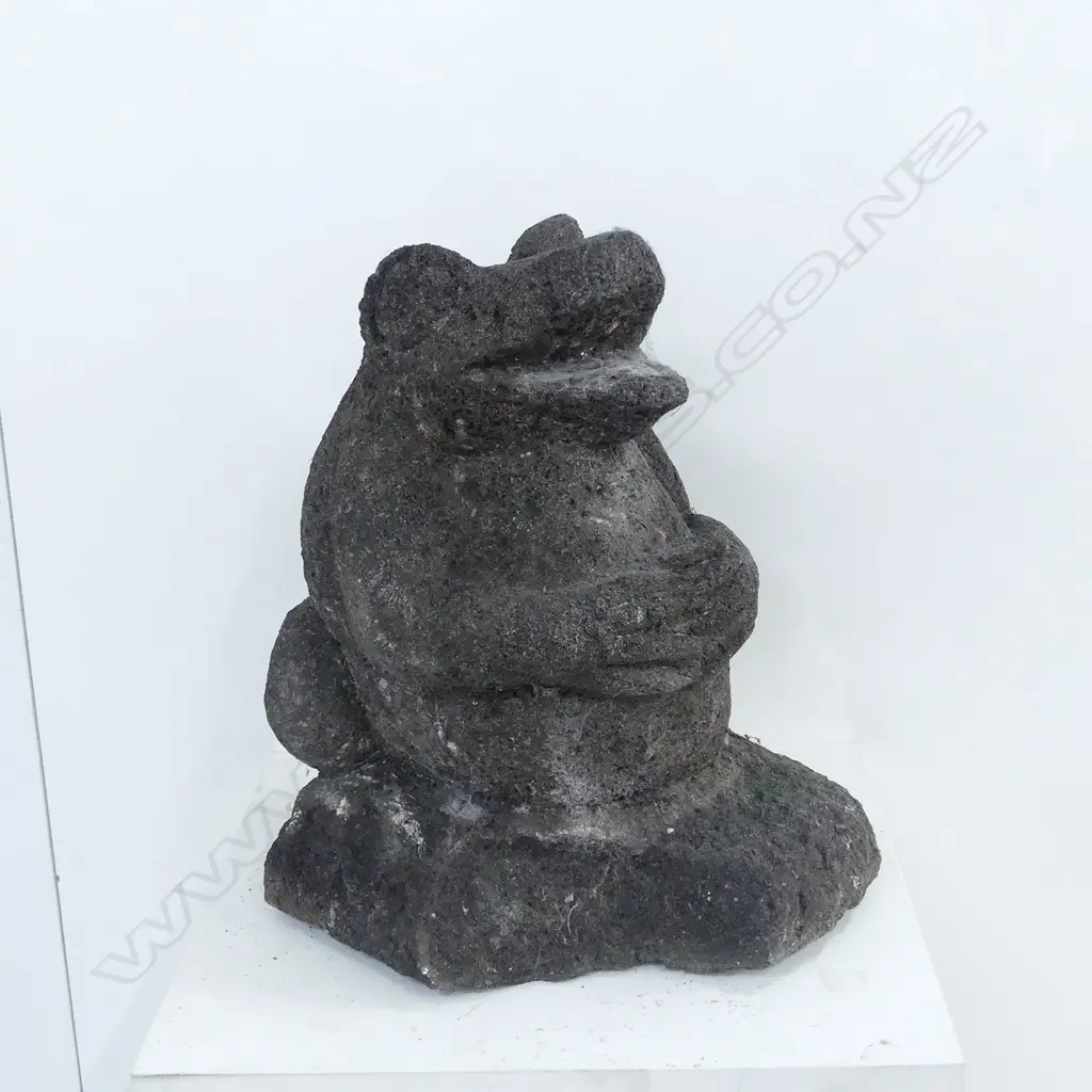 LGE HEAVY GARDEN FROG, H 480MM Image 1++