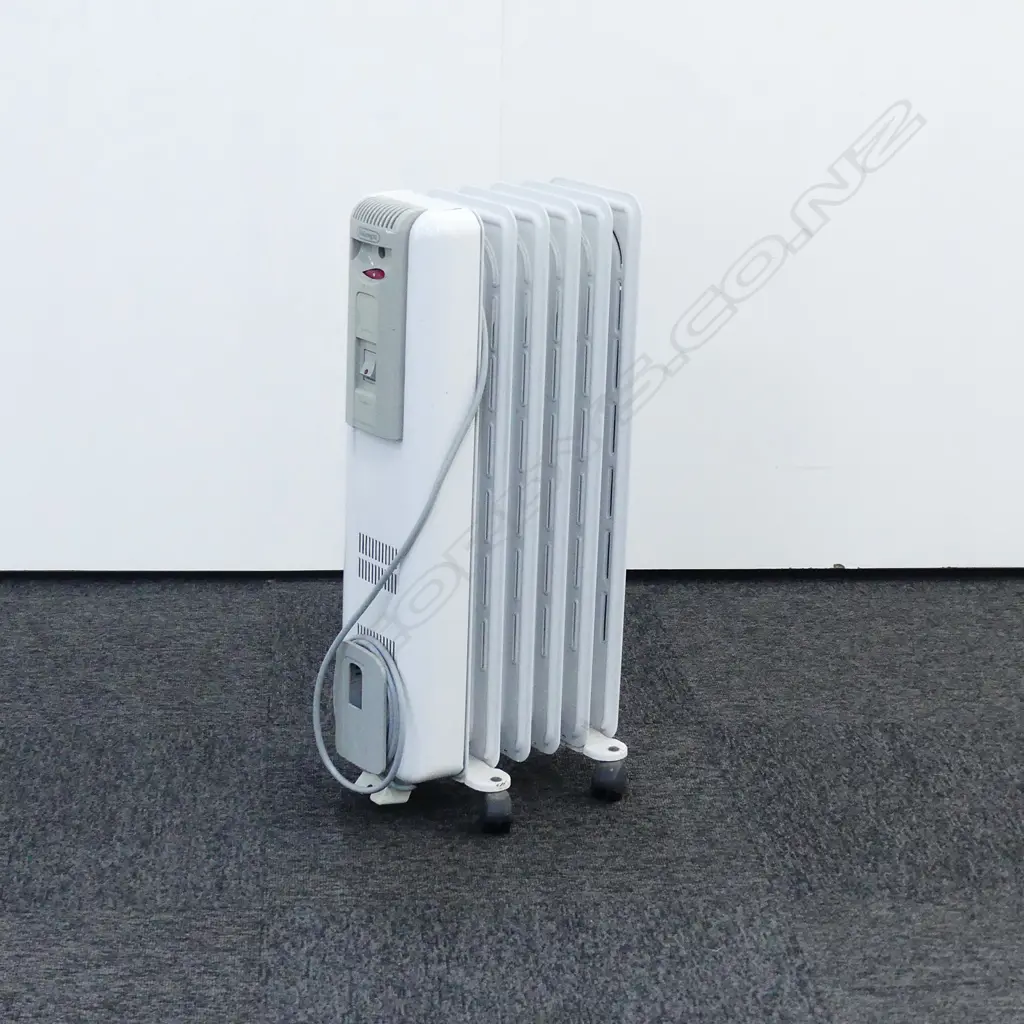 DELONGHI 5-BAR OIL HEATER ELECTRIC Image 1++