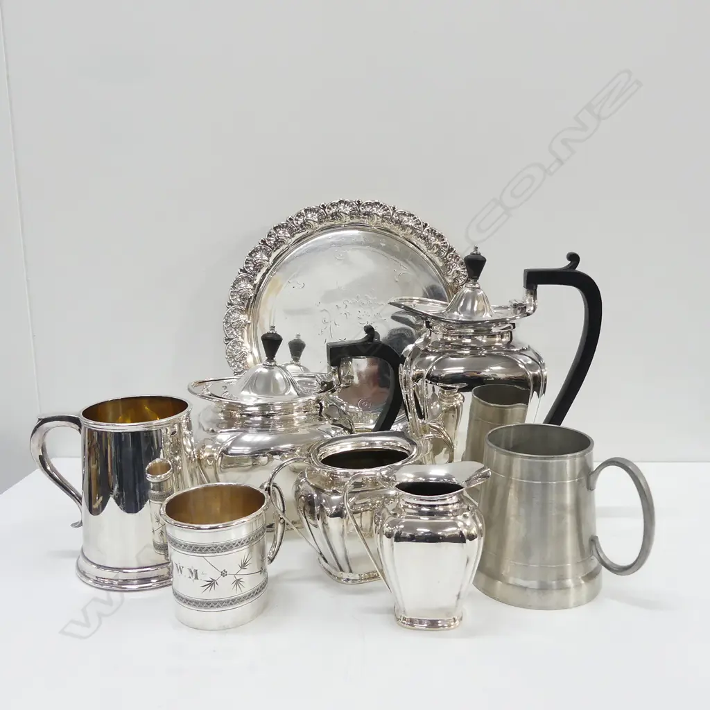 BOX OF ASST EP TEASET, TANKARDS  & TRAY (8) Image 1++