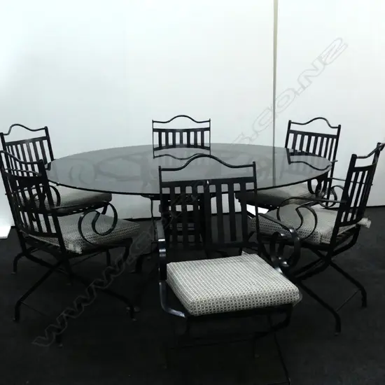WROUGHT IRON OUTDOOR TABLE & 6 CHAIR SET + LOUNGER DIA. 1600