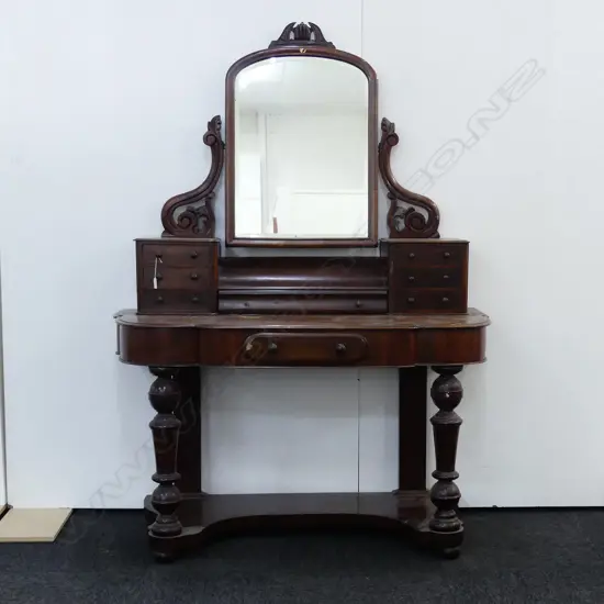 VICTORIAN MAHOGANY DRESSING TABLE, W. 1108MM