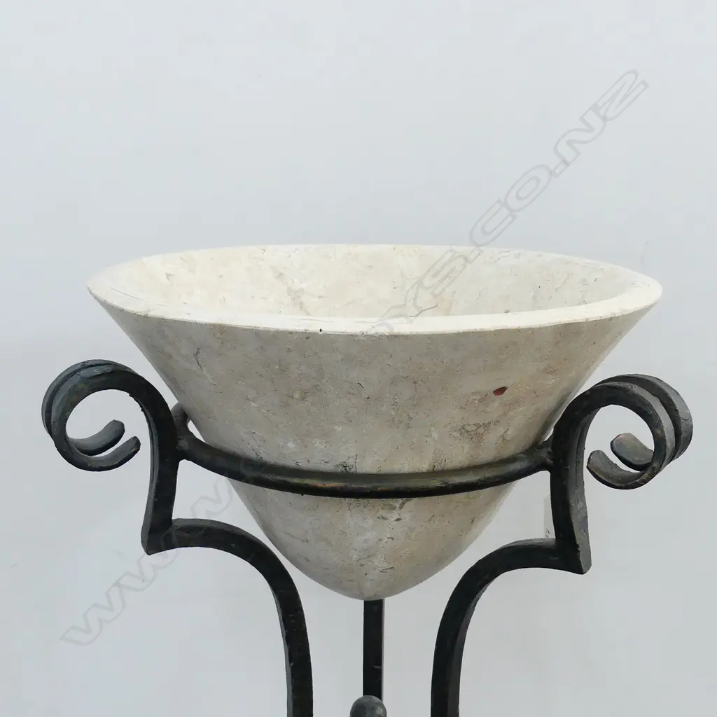TALL WROUGHT IRON PLANT STAND WITH STONE POT, H. 1400MM Image 1++
