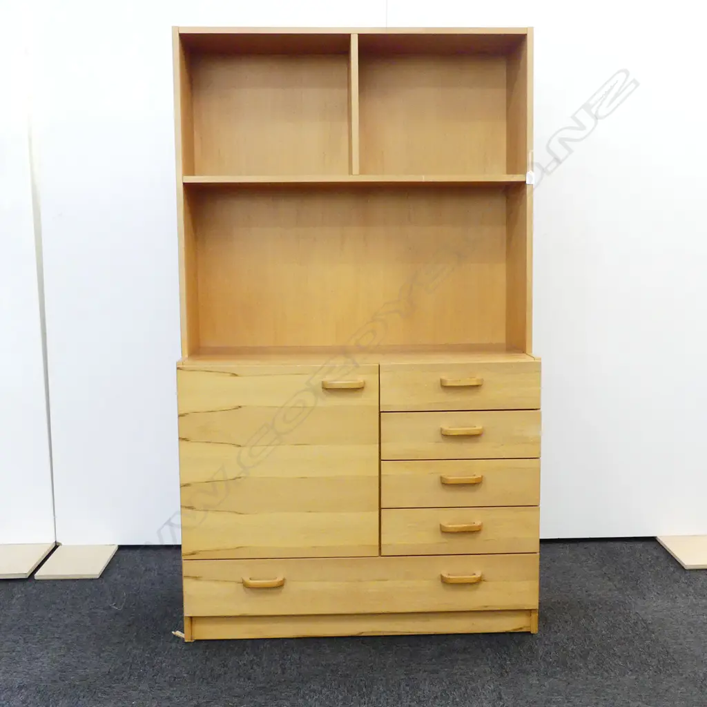 WALL UNIT SHELVES CUPBOARDS, H 1700MM Image 1++