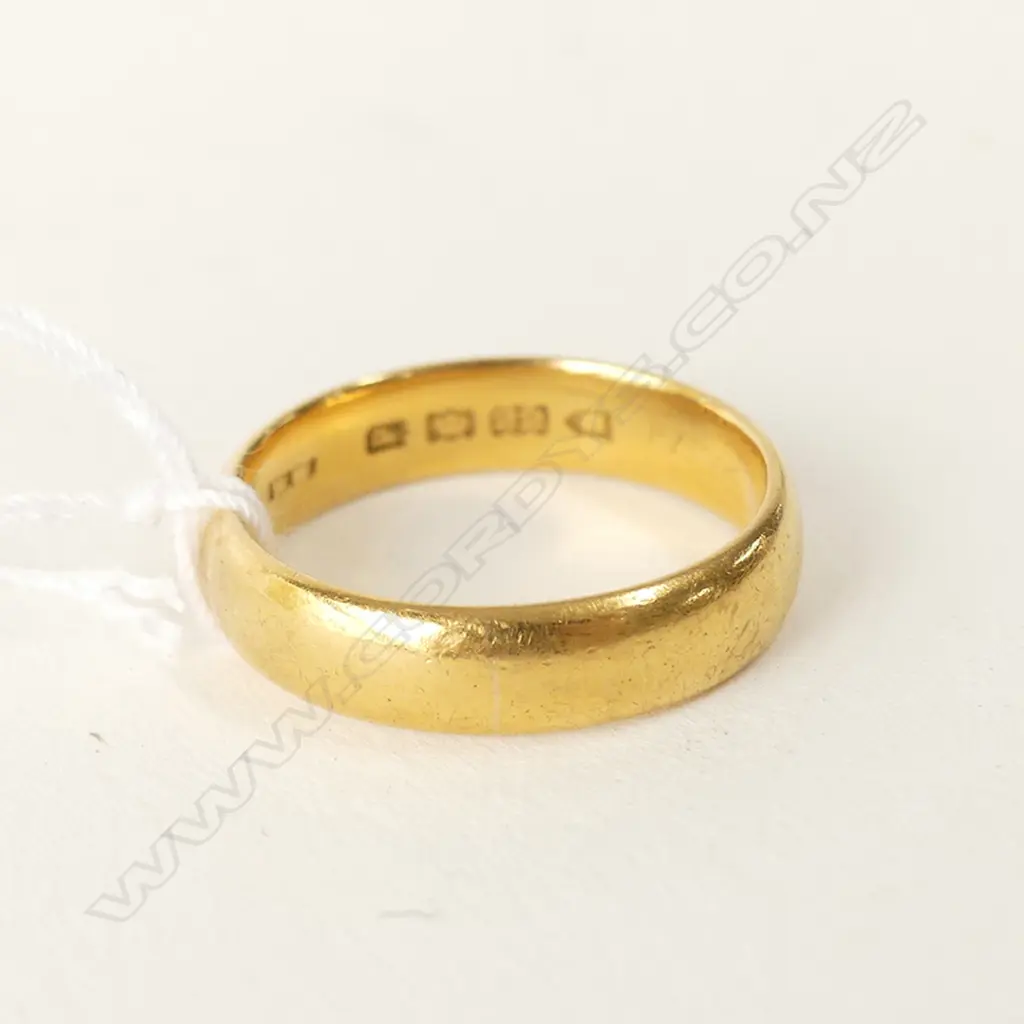 22CT GOLD WEDDER 6.41GM Image 1++