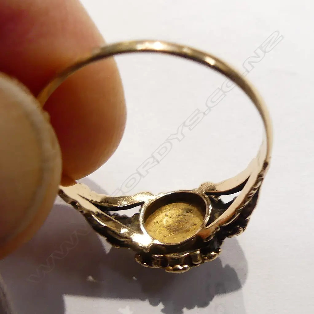 GEORGIAN GOLD/DIAMOND/GARNET RING (AF) Image 1++